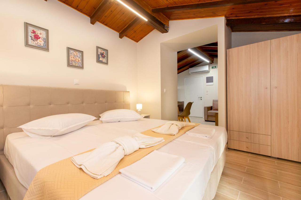Odisseus Old Town Apartment Corfu  外观 照片